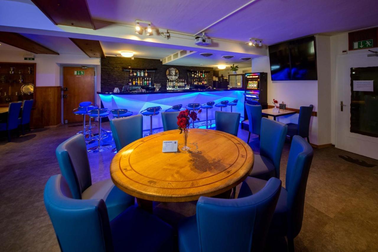 Boutique Hotel & Restaurant Baeren Рінґґенберґ Екстер'єр фото
