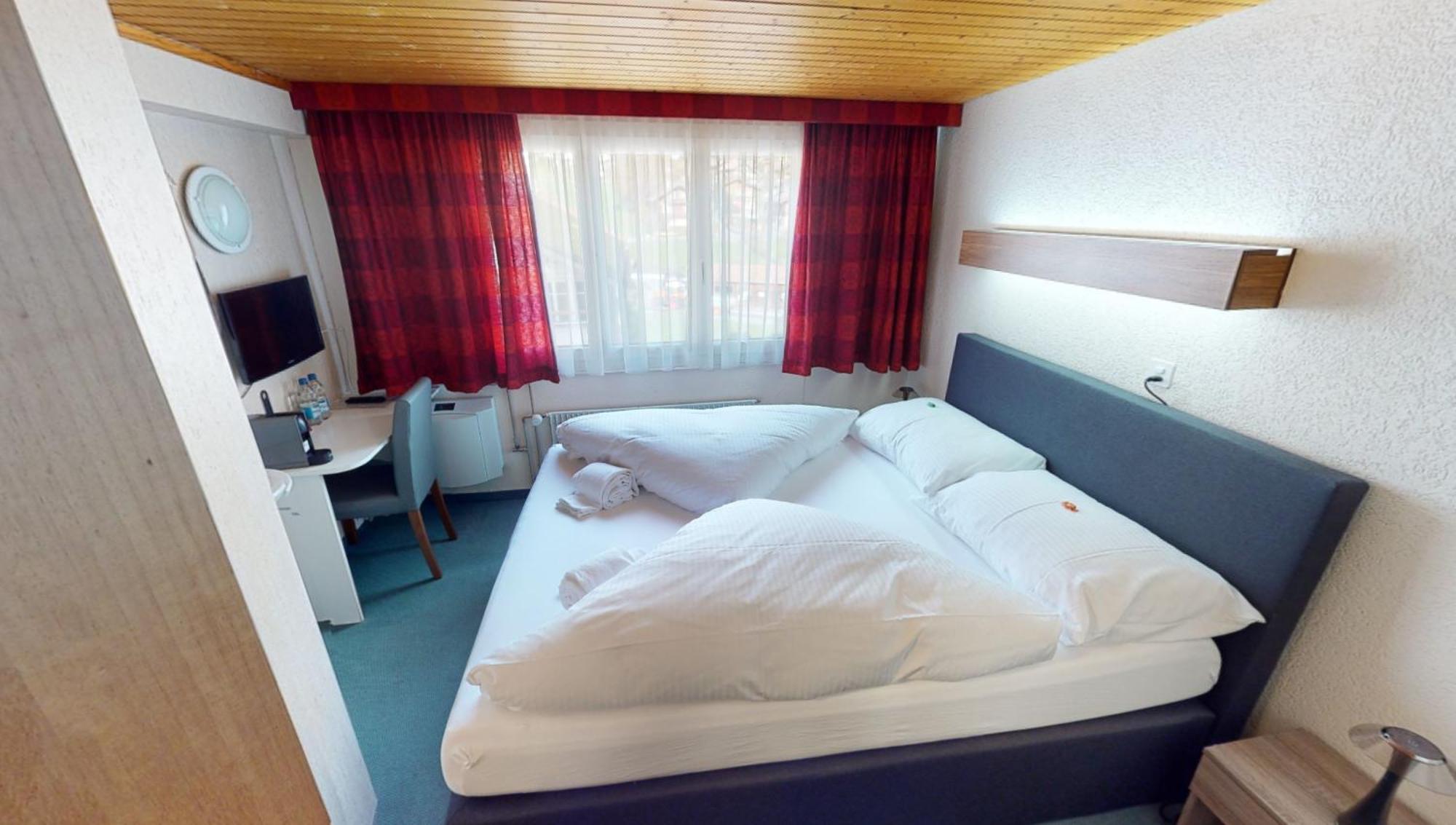 Boutique Hotel & Restaurant Baeren Рінґґенберґ Екстер'єр фото